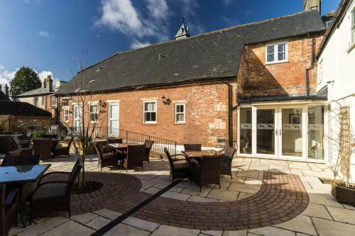 Posada Greyhound Inn Wilton