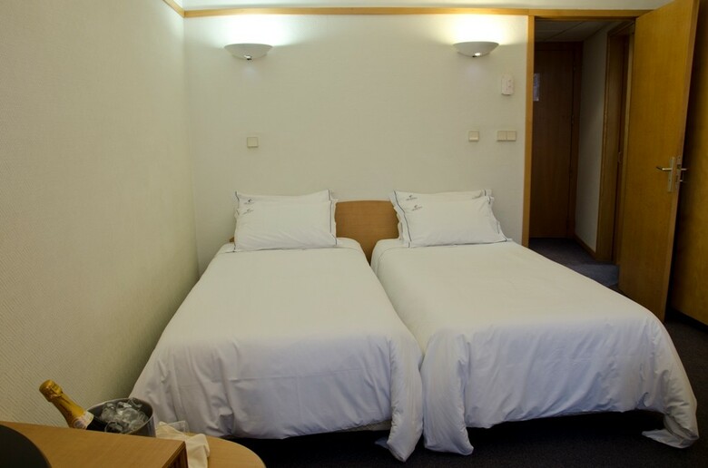 Hotel Vip Executive Suites �den