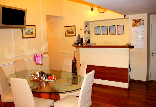 Deluxe Hotel