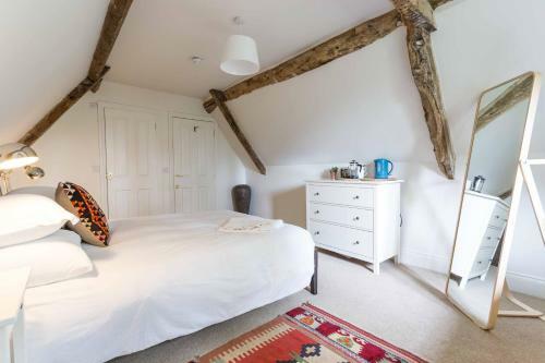 Bed & Breakfast The Holford Arms