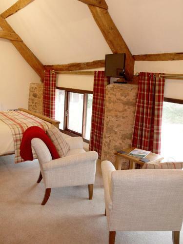 Middle Burrow Bed And Breakfast