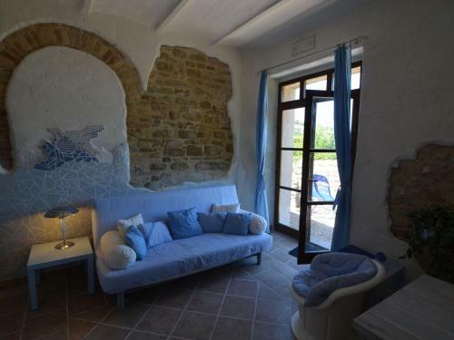 Mountain View Apartment In Pergola With Pool