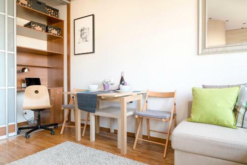 Apartamento Modern Studio City Center