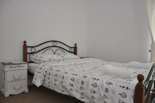 Prudentia Apartments Anin