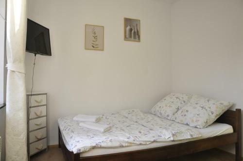 Prudentia Apartments Anin