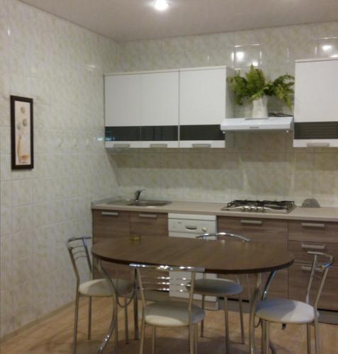 Apartment Sverdlova 76a/1