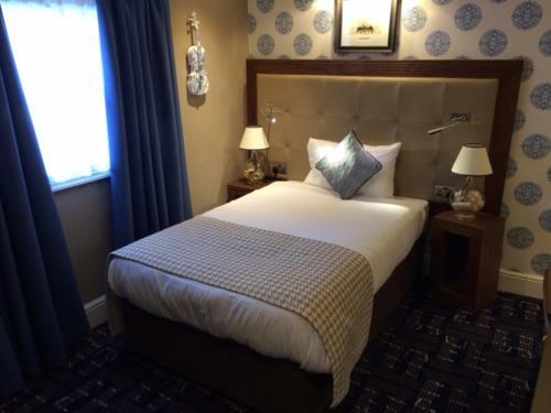 Hotel The Crown