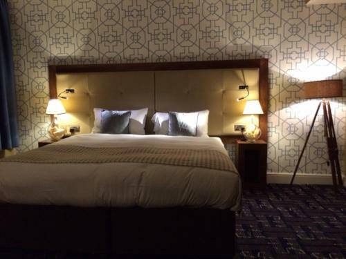 Hotel The Crown
