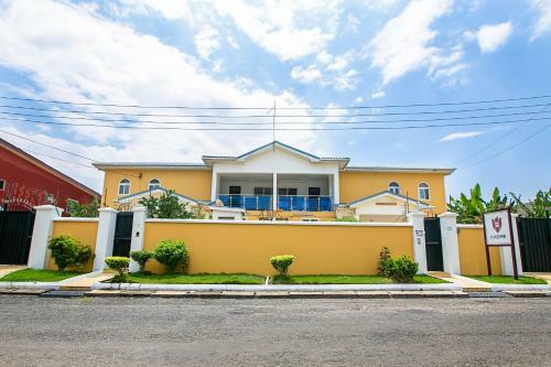 @home Boutique B&B Hostel And Suite