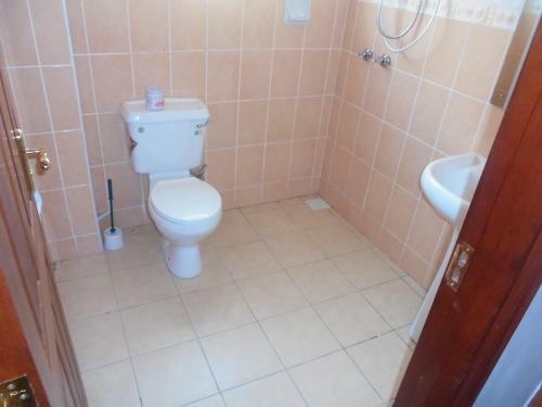 Upperhill Blueberry Hotel