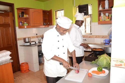 Upperhill Blueberry Hotel