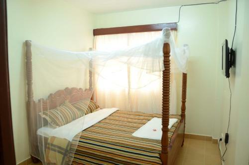Upperhill Blueberry Hotel