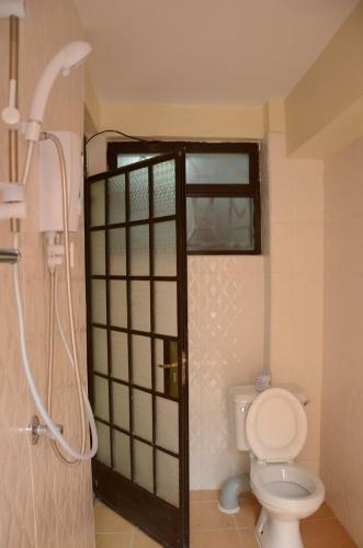 Upperhill Blueberry Hotel