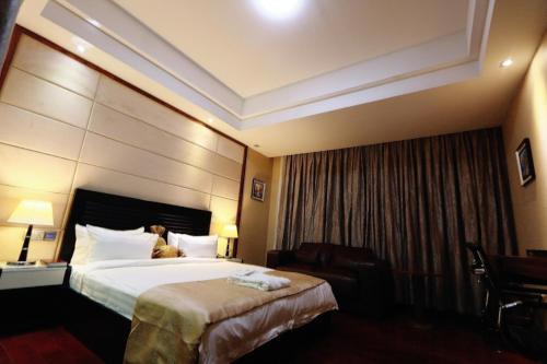 Golden Tulip Essential Lagos Airport Hotel