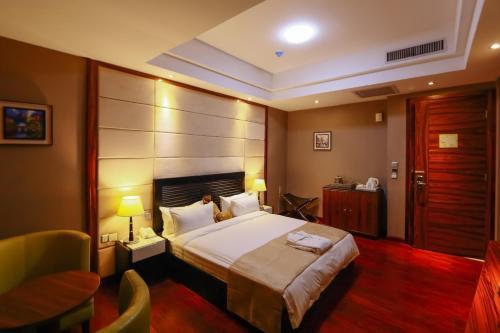 Golden Tulip Essential Lagos Airport Hotel