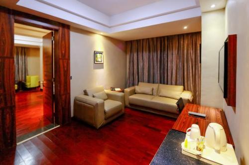 Golden Tulip Essential Lagos Airport Hotel