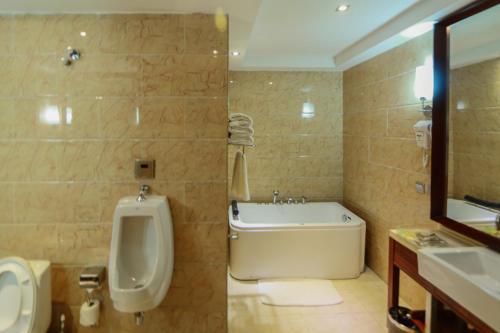 Golden Tulip Essential Lagos Airport Hotel