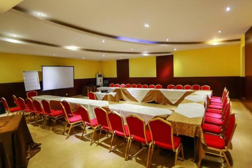 Golden Tulip Essential Lagos Airport Hotel