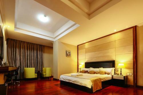 Golden Tulip Essential Lagos Airport Hotel