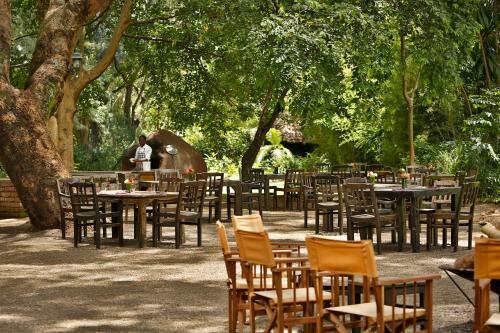 Hotel Rivertrees Country Inn