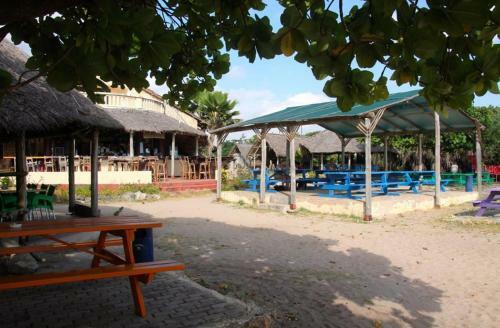 Hotel Kipepeo Beach And Village