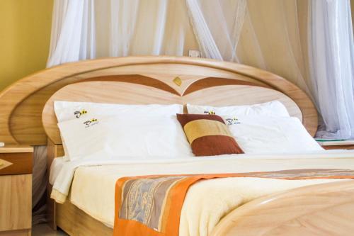 Desert Breeze Hotel