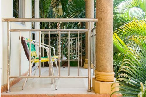 Desert Breeze Hotel