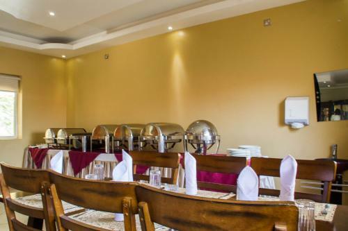 Desert Breeze Hotel