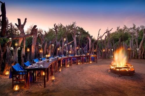 Royal Chundu River Lodge