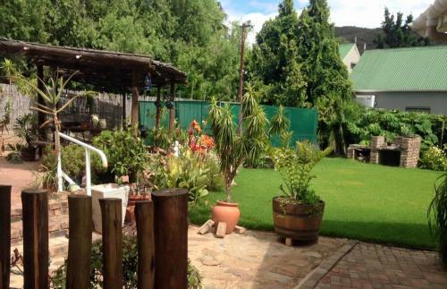 Hostal Asboom/ashtree Guesthouse