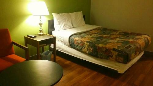 Hotel Home Away Inn
