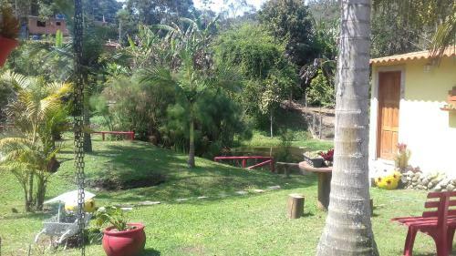 Hostal Pousada Recanto Dos Ipes