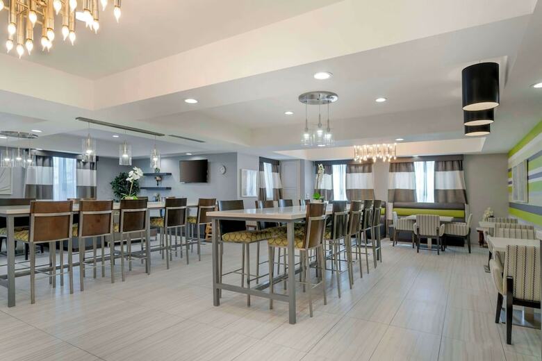 Hotel Best Western Plus Gardena Inn & Suites