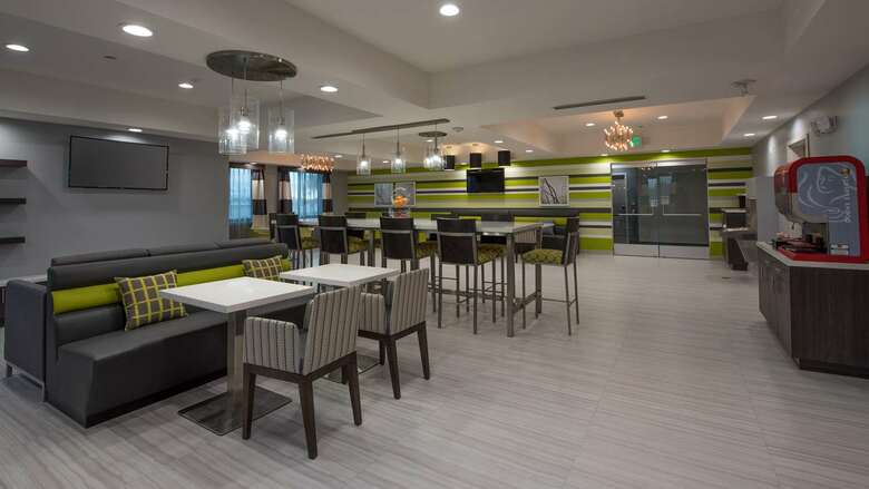 Hotel Best Western Plus Gardena Inn & Suites