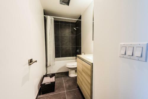Apartamento Gladstone Suites - Toronto Central