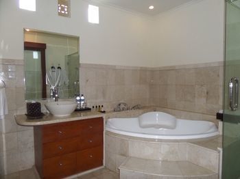 Asri Jewel Villas & Spa