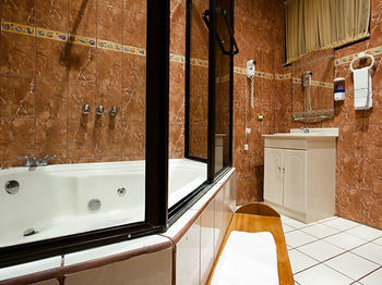 Aparthotel Natural Pacific Suites
