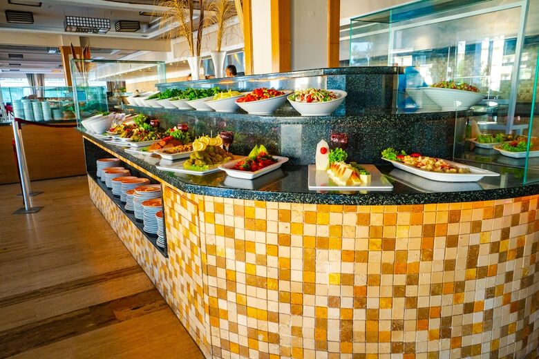 Hotel Royal Atlantis Resort And Spa