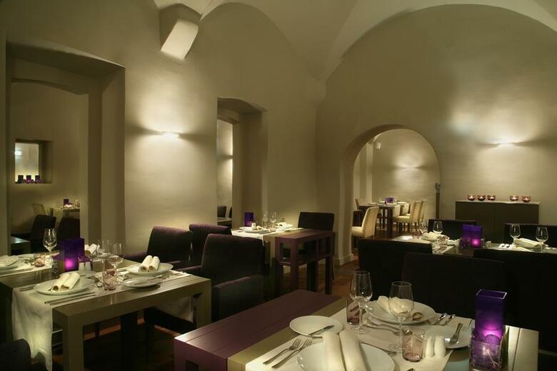Hotel M�ar De Ar Aqueduto