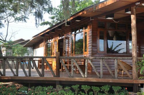 Posada Trinity Family Inn