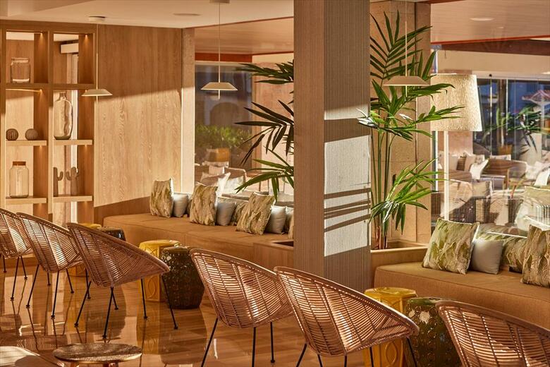 Aparthotel Zafiro Bahia
