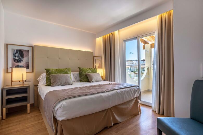 Aparthotel Zafiro Bahia