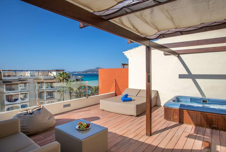 Aparthotel Zafiro Bahia