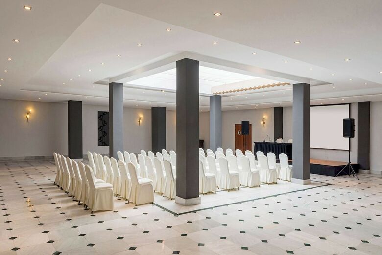 Melilla Puerto Hotel