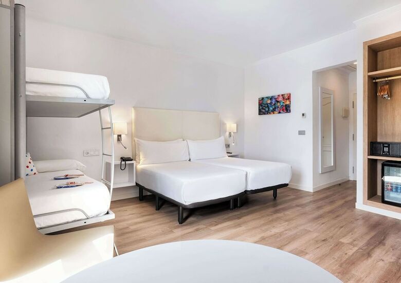 Melilla Puerto Hotel