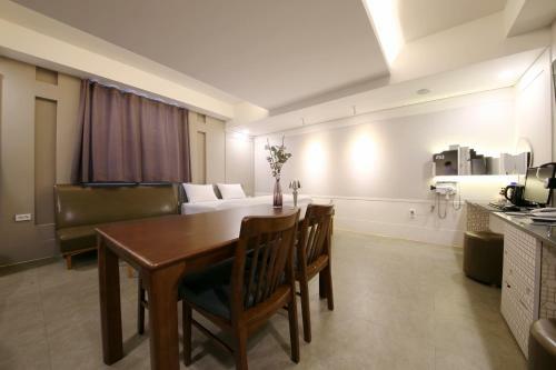 Look Motel