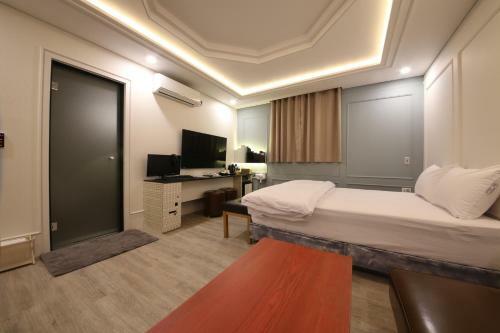 Look Motel