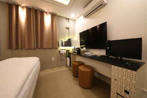 Look Motel
