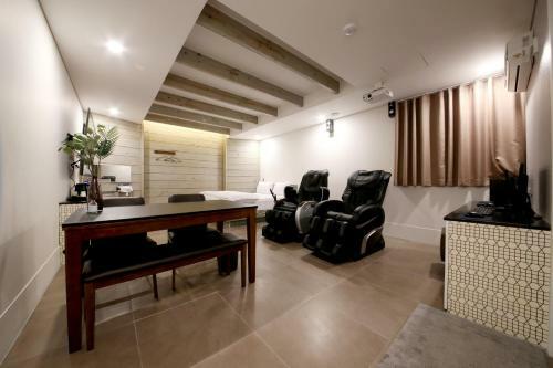 Look Motel