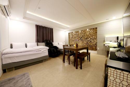 Look Motel